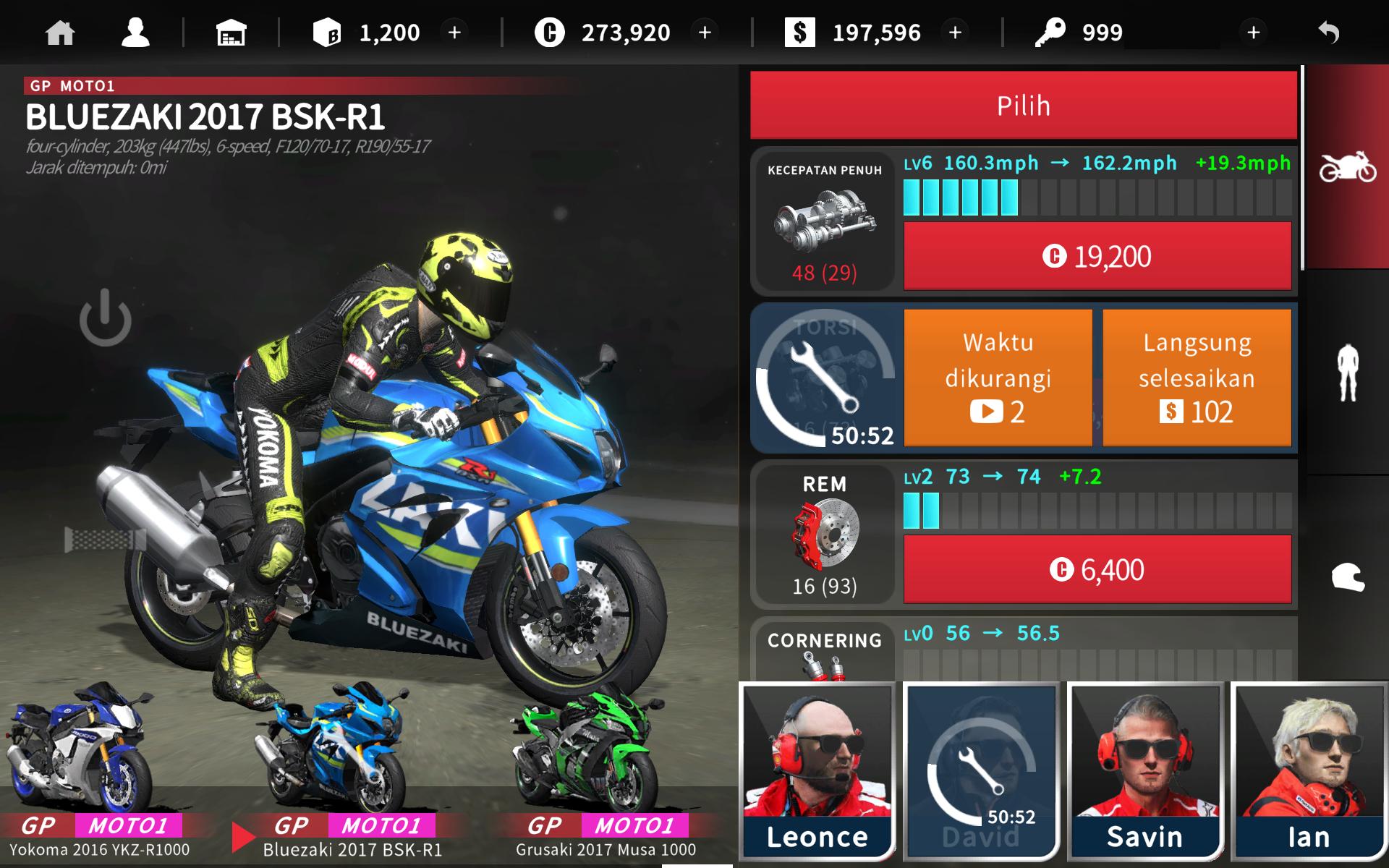 Compare Real Moto 2 MOD APK And Original